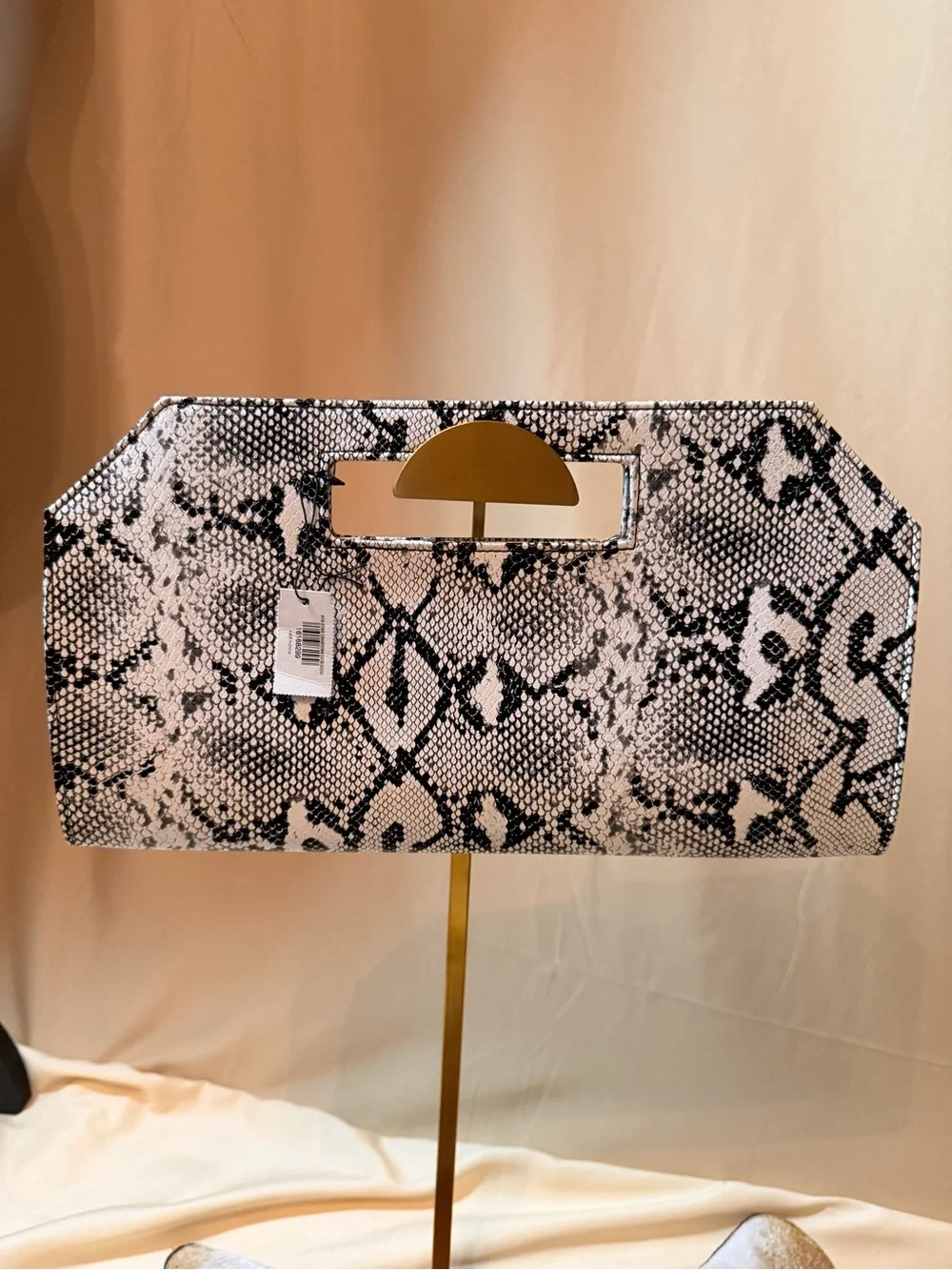 Textured Snake-Print Cutout Handle Clutch - Black & White